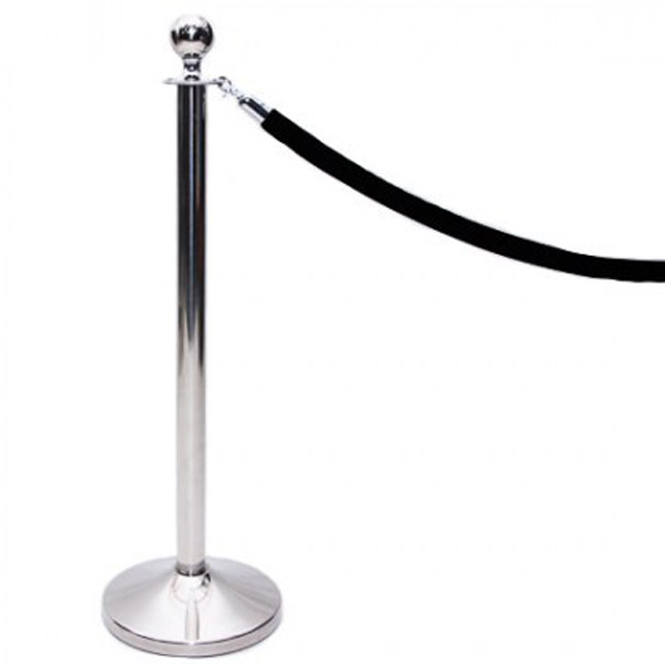 silver queue pole black