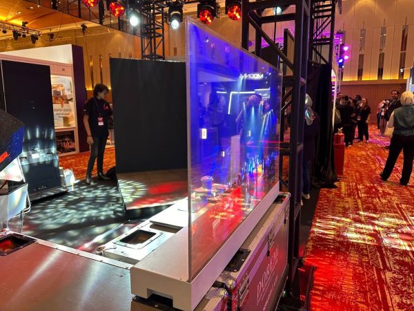 Transparent OLED Display - Image 4